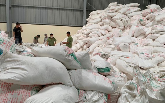 Biến hơn 52 tấn tinh bột sắn Lào thành sắn Tây Ninh