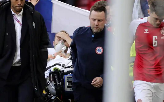 Eriksen bất ngờ đổ gục trên sân, trận đấu giữa Đan Mạch và Phần Lan bị hoãn