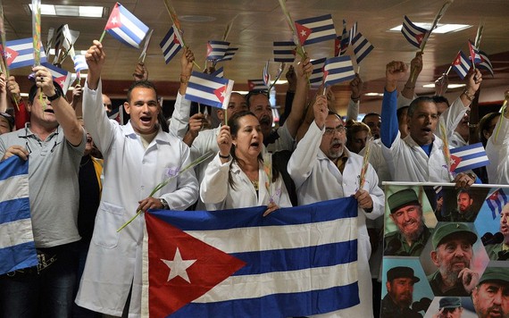 Vì sao Cuba chỉ sử dụng vaccine Covid-19 tự sản xuất?