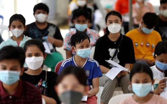 Chuyên gia kêu gọi Mỹ mở kho dự trữ vaccine