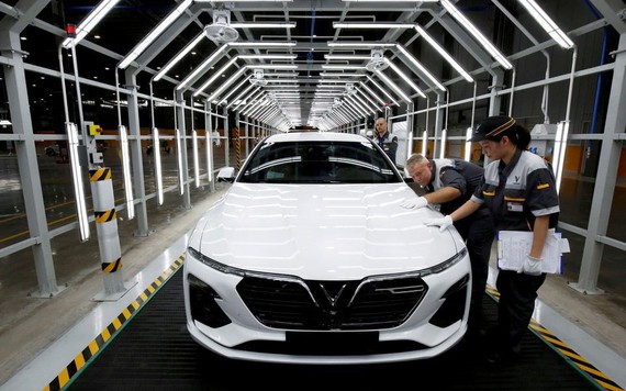 Reuters: VinFast sẽ bắt đầu giao xe hơi điện cho khách hàng tại Mỹ dự kiến vào cuối năm 2022