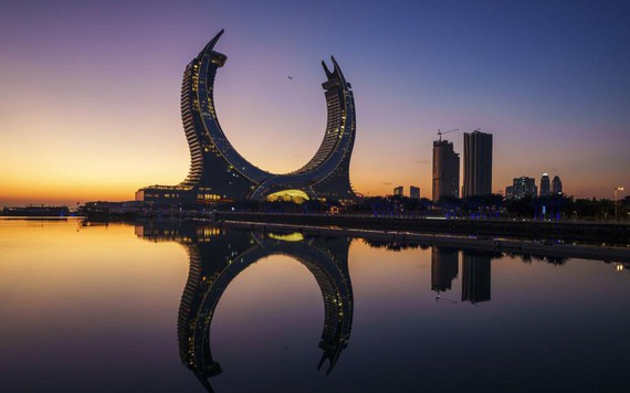 Khung ảnh nhộn nhịp với các điểm dừng chân truyền thống và du lịch ở Qatar