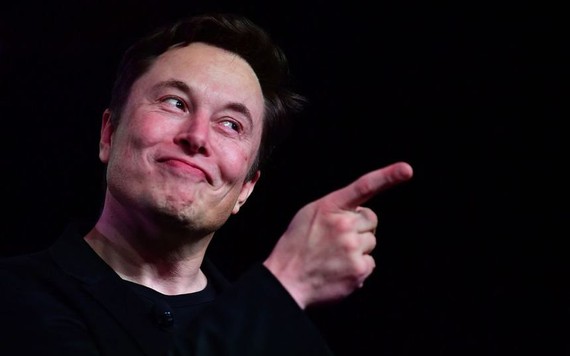 Bị phản đối, Elon Musk phải khôi phục tài khoản Twitter các nhà báo