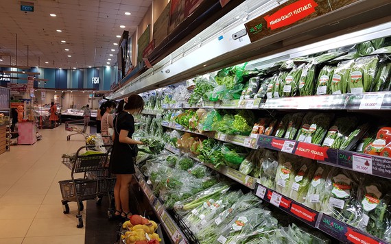 Thị trường thực phẩm ngày 19/12: Giá rau xanh tăng mạnh do thời tiết bất lợi
