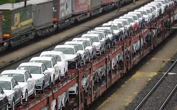 BMW và Audi ngừng vận chuyển ô tô bằng tàu hỏa đến Trung Quốc