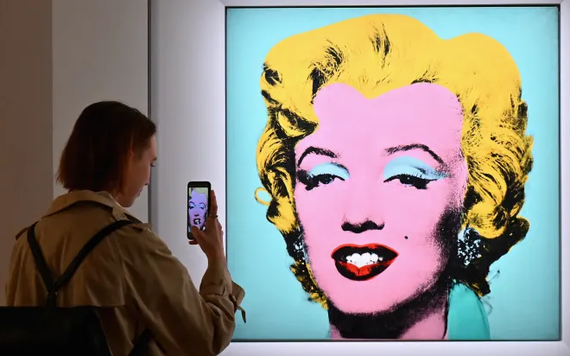 Bức chân dung Marilyn Monroe của họa sĩ Mỹ được bán với giá kỷ lục 195 triệu USD
