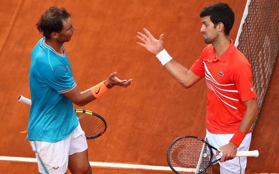 Rafael Nadal gặp đối thủ không đội trời chung Novak Djokovic ở tứ kết Roland Garros