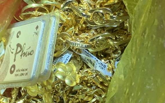 Mua bán vàng của nhóm 'đạo chích', chủ một tiệm vàng ở Cà Mau bị bắt
