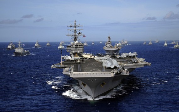 Mỹ điều tàu sân bay USS Ronald Reagan tới gần Đài Loan
