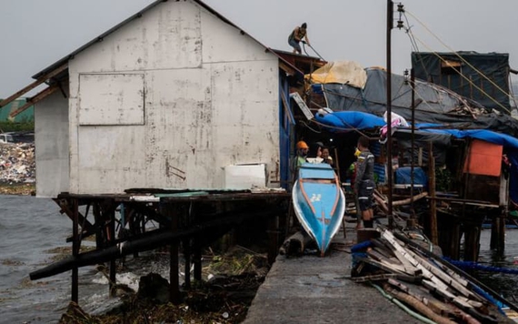 Philippines đóng cửa trường học, cắt điện khi siêu bão Noru đổ bộ lần 2