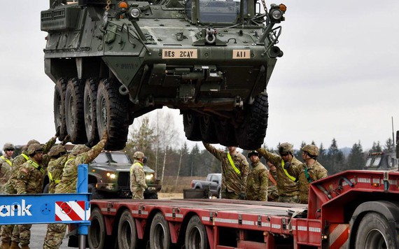 Mỹ công bố gói 2,5 tỷ USD cho Ukraina nhưng không có xe tăng


