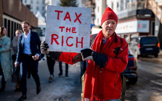 Hơn 200 triệu USD phú kêu gọi đánh thuế người giàu nhiều hơn

