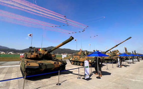Hàn Quốc khai mạc triển lãm quốc phòng lớn nhất giữa lúc chiến sự leo thang