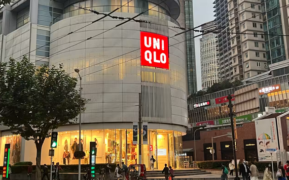 Uniqlo tăng 44% lương cho nhân viên tại Trung Quốc