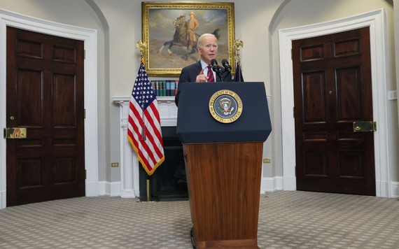 Biden công bố thêm 9 tỷ USD giảm nợ cho sinh viên