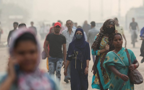Quay cuồng vì không khí độc hại, thủ đô Ấn Độ đóng cửa trường học kéo dài