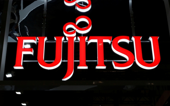 Fujitsu bán nhánh đóng gói chip