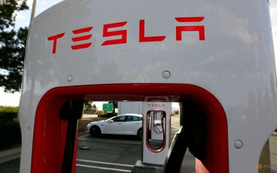 Tesla triệu hồi 362.000 xe tại Mỹ do lỗi phần mềm tự lái hoàn toàn