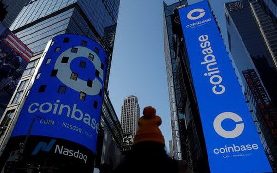 Sàn giao dịch tiền điện tử Coinbase 'dính' 240 triệu USD trong Ngân hàng Signature