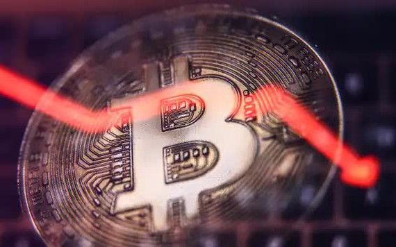 Bitcoin giảm xuống dưới 30.000 USD khi các nhà đầu tư lo ngại kinh tế suy thoái 