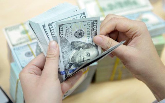Tỷ giá ngoại tệ 27/4: Đồng USD tiếp tục suy yếu