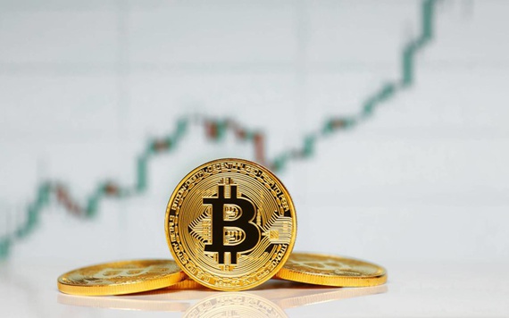 Bitcoin tăng vọt hơn 8%, tiến sát ngưỡng 30.000 USD