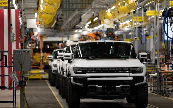 GM vượt Ford trở thành nhà bán xe điện số 2