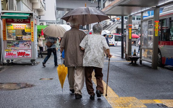 Hệ thống chăm sóc sức khỏe của Nhật Bản không theo kịp thực trạng già hóa dân số