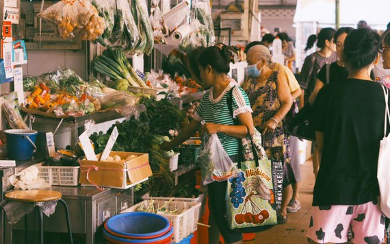 Tương lai nào cho các khu chợ truyền thống ở Singapore?