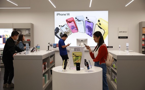 Doanh số bán iPhone sụt giảm trong quý thứ 3 liên tiếp