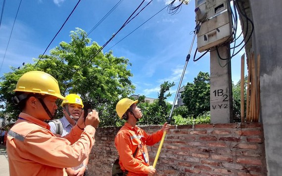 Bộ Công Thương đề xuất điều chỉnh giá bán điện theo cơ chế mới