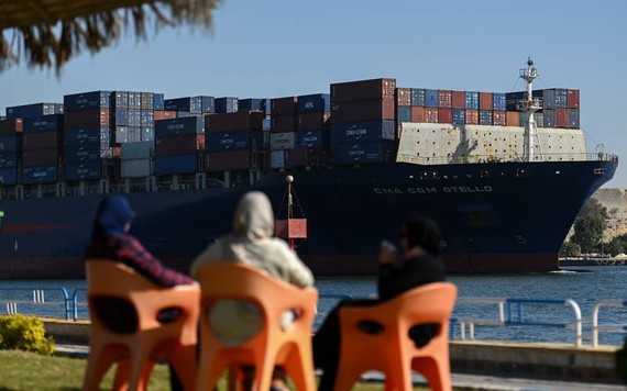 CEO Maersk: Sự gián đoạn vận chuyển trên Biển Đỏ có thể kéo dài 'ít nhất vài tháng'