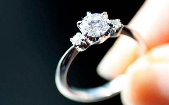 Tại sao kim cương sắp đắt hơn rất nhiều?