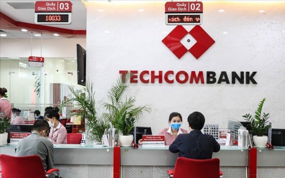 Techcombank sụt giảm lợi nhuận, dứt chuỗi 10 năm tăng trưởng