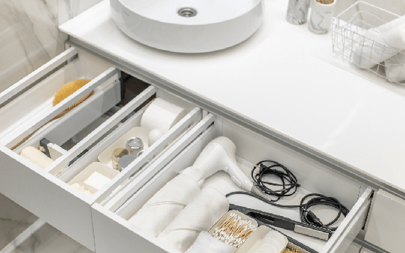 Những điều cần thiết và giải pháp sắp xếp ngăn kéo trong phòng tắm