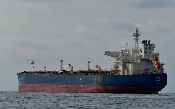 10 triệu thùng dầu thô Nga bị mắc kẹt trong nhiều tuần do lệnh trừng phạt của Mỹ