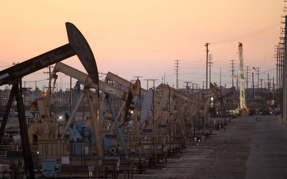 Giá dầu giảm giữa hy vọng giải quyết ngoại giao trong xung đột Gaza