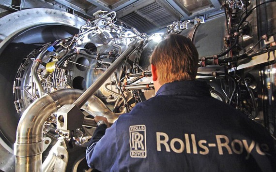 Rolls-Royce lãi gấp đôi khi doanh số tăng vọt