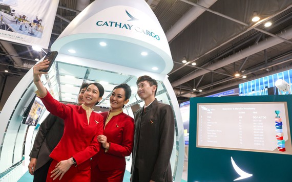 Cathay Pacific báo cáo lợi nhuật hoạt động sau 3 năm thua lỗ