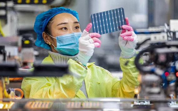 Sự thống trị về năng lượng mặt trời của Trung Quốc đặt ra những lựa chọn khó khăn cho phương Tây