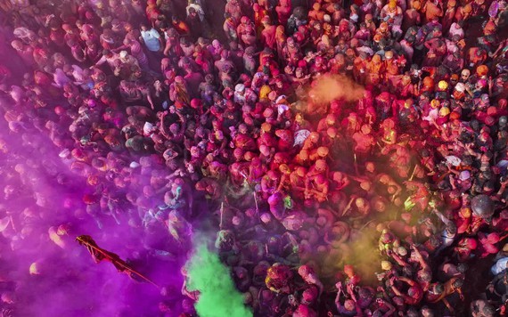 Lễ hội Holi 2024 rực rỡ sắc màu Ấn Độ
