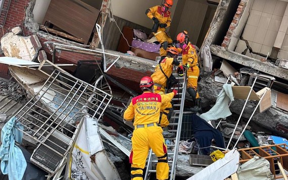 Động đất ở Đài Loan: Số người thiệt mạng và bị thương tiếp tục tăng, khẩn trương cứu hộ