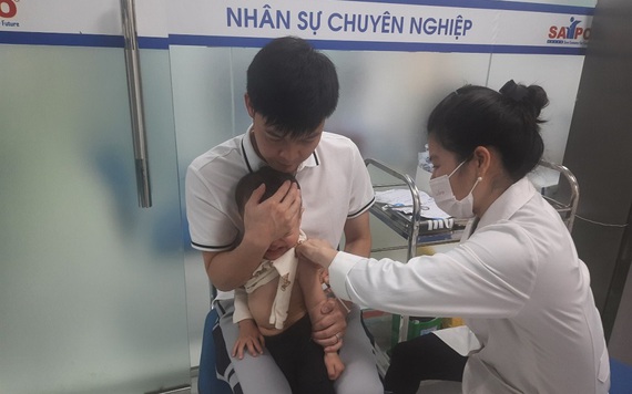 TP.HCM ghi nhận 2 trẻ em chưa tiêm vaccine bị mắc bệnh sởi