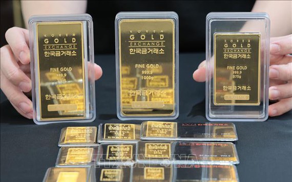 Giá vàng chạm mức cao nhất trong gần hai tuần