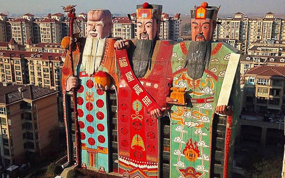 Lạ mắt với khách sạn tạo hình Phúc-Lộc-Thọ ở Trung Quốc