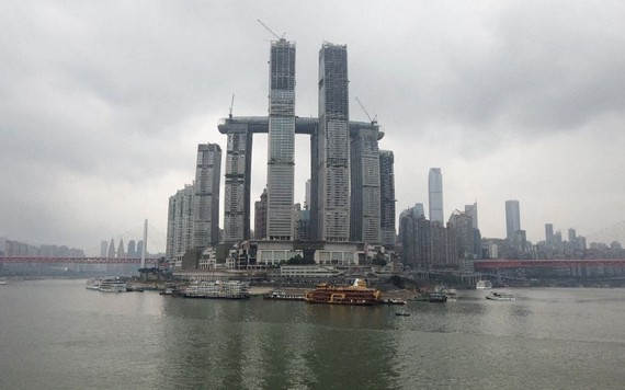 Khám phá "tòa nhà nằm ngang" trị giá 4,8 tỷ USD của Trung Quốc