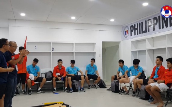 Thầy Park nói gì trong phòng thay đồ sau chiến thắng 3-0 trước U22 Indonesia