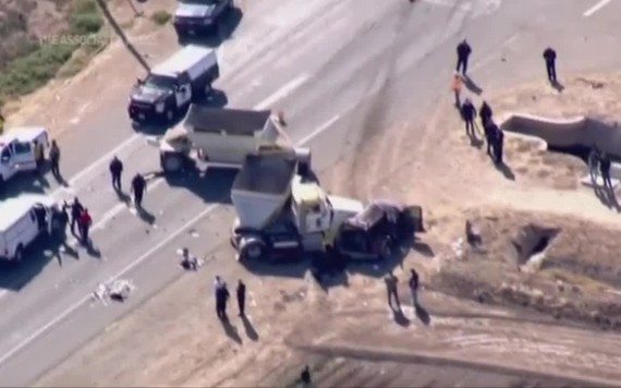 Toàn cảnh vụ tai nạn thảm khốc khiến 13 người chết tại California, Mỹ