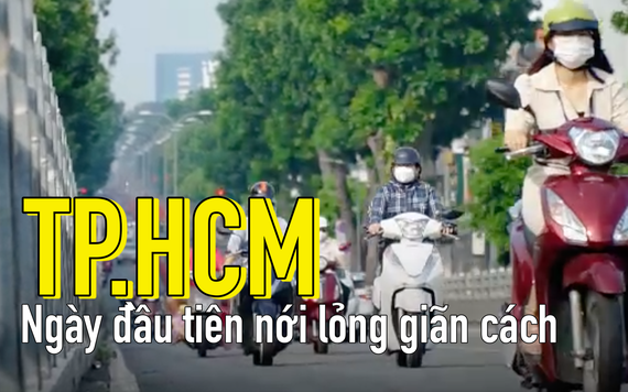 Đường phố nhộn nhịp sáng đầu tiên TP.HCM nới lỏng giãn cách