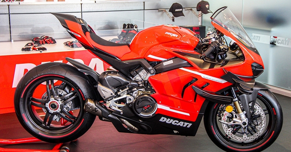 Bảng giá xe Ducati tháng 1/2023 mới nhất